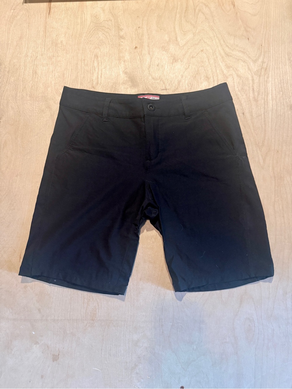 Giro Women's Black Athletic Shorts